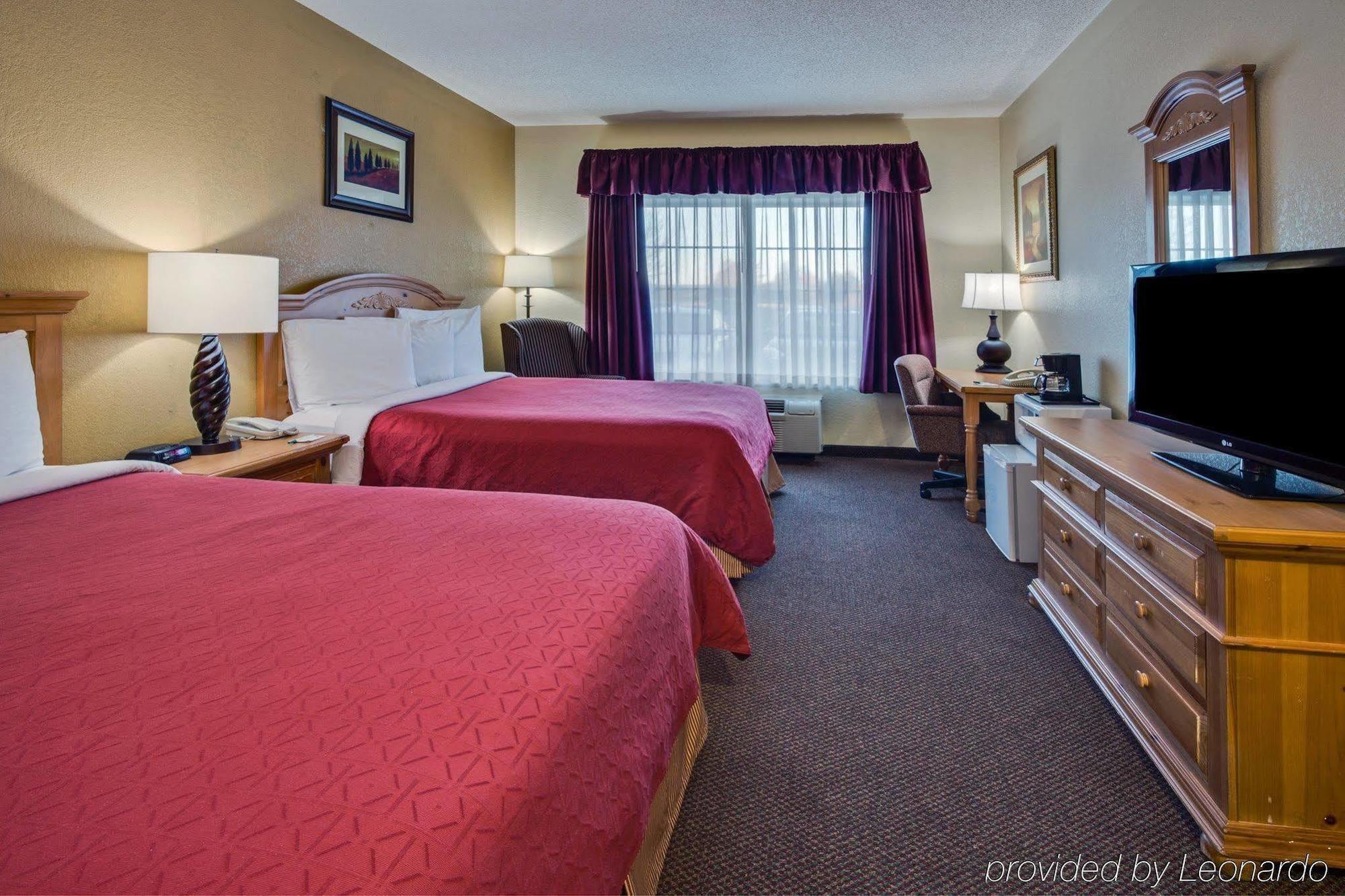 Holiday Inn Express & Suites Chicago - Matteson, An Ihg Hotel Room photo